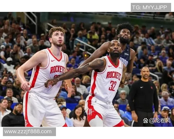 2009年NBA季后赛火箭与魔术激战回顾精彩瞬间与经典对决分析